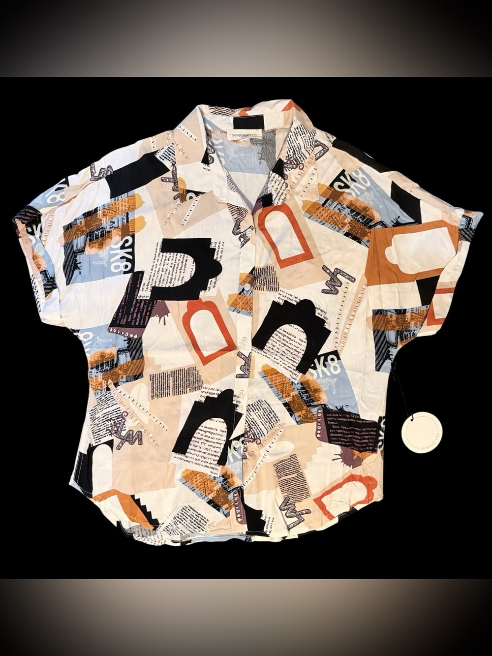 Sunburst Kiss Womens Medium Abstract Button Up Camp Shirt NWT Blouse
